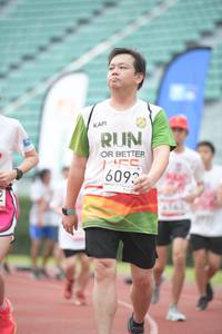 BIB: 6093
                            <button type="button" onclick="openModal(6053737)" class="btn btn-primary btn-sm float-right btn-popup" data-toggle="modal" data-target=".modal-high-quality">
                        <i class="fas fa-shopping-cart"></i> Add to Cart
                    </button>
                                            <button type="button" onclick="isThisMe(6053737, true)" class="btn btn-success btn-sm float-right btn-popup btn-isme hidden" data-toggle="tooltip" data-placement="bottom" title="นี่คือรูปของคุณใช่ไหม คลิกที่นี่เพื่อเอาเข้าอัลบั้ม">
                        <i class="fas fa-plus"></i> Add to album
                    </button>
                    <button type="button" onclick="isThisMe(6053737, false)" class="btn btn-warning btn-sm float-right btn-popup btn-isnotme hidden">
                        <i class="fas fa-ban"></i> Remove from album
                    </button>