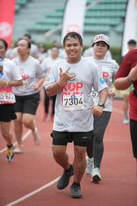 BIB: 7304
                            <button type="button" onclick="openModal(6043230)" class="btn btn-primary btn-sm float-right btn-popup" data-toggle="modal" data-target=".modal-high-quality">
                        <i class="fas fa-shopping-cart"></i> Add to Cart
                    </button>
                                            <button type="button" onclick="isThisMe(6043230, true)" class="btn btn-success btn-sm float-right btn-popup btn-isme hidden" data-toggle="tooltip" data-placement="bottom" title="นี่คือรูปของคุณใช่ไหม คลิกที่นี่เพื่อเอาเข้าอัลบั้ม">
                        <i class="fas fa-plus"></i> Add to album
                    </button>
                    <button type="button" onclick="isThisMe(6043230, false)" class="btn btn-warning btn-sm float-right btn-popup btn-isnotme hidden">
                        <i class="fas fa-ban"></i> Remove from album
                    </button>