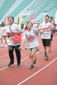 BIB: 6765, 6113
                            <button type="button" onclick="openModal(6044598)" class="btn btn-primary btn-sm float-right btn-popup" data-toggle="modal" data-target=".modal-high-quality">
                        <i class="fas fa-shopping-cart"></i> Add to Cart
                    </button>
                                            <button type="button" onclick="isThisMe(6044598, true)" class="btn btn-success btn-sm float-right btn-popup btn-isme hidden" data-toggle="tooltip" data-placement="bottom" title="นี่คือรูปของคุณใช่ไหม คลิกที่นี่เพื่อเอาเข้าอัลบั้ม">
                        <i class="fas fa-plus"></i> Add to album
                    </button>
                    <button type="button" onclick="isThisMe(6044598, false)" class="btn btn-warning btn-sm float-right btn-popup btn-isnotme hidden">
                        <i class="fas fa-ban"></i> Remove from album
                    </button>