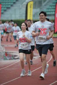 BIB: 7864, 7839
                            <button type="button" onclick="openModal(6027518)" class="btn btn-primary btn-sm float-right btn-popup" data-toggle="modal" data-target=".modal-high-quality">
                        <i class="fas fa-shopping-cart"></i> Add to Cart
                    </button>
                                            <button type="button" onclick="isThisMe(6027518, true)" class="btn btn-success btn-sm float-right btn-popup btn-isme hidden" data-toggle="tooltip" data-placement="bottom" title="นี่คือรูปของคุณใช่ไหม คลิกที่นี่เพื่อเอาเข้าอัลบั้ม">
                        <i class="fas fa-plus"></i> Add to album
                    </button>
                    <button type="button" onclick="isThisMe(6027518, false)" class="btn btn-warning btn-sm float-right btn-popup btn-isnotme hidden">
                        <i class="fas fa-ban"></i> Remove from album
                    </button>