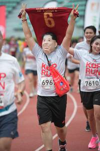 BIB: 696, 7610
                            <button type="button" onclick="openModal(6035227)" class="btn btn-primary btn-sm float-right btn-popup" data-toggle="modal" data-target=".modal-high-quality">
                        <i class="fas fa-shopping-cart"></i> Add to Cart
                    </button>
                                            <button type="button" onclick="isThisMe(6035227, true)" class="btn btn-success btn-sm float-right btn-popup btn-isme hidden" data-toggle="tooltip" data-placement="bottom" title="นี่คือรูปของคุณใช่ไหม คลิกที่นี่เพื่อเอาเข้าอัลบั้ม">
                        <i class="fas fa-plus"></i> Add to album
                    </button>
                    <button type="button" onclick="isThisMe(6035227, false)" class="btn btn-warning btn-sm float-right btn-popup btn-isnotme hidden">
                        <i class="fas fa-ban"></i> Remove from album
                    </button>