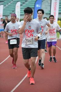 BIB: 7541, 1066, 8302
                            <button type="button" onclick="openModal(6029456)" class="btn btn-primary btn-sm float-right btn-popup" data-toggle="modal" data-target=".modal-high-quality">
                        <i class="fas fa-shopping-cart"></i> Add to Cart
                    </button>
                                            <button type="button" onclick="isThisMe(6029456, true)" class="btn btn-success btn-sm float-right btn-popup btn-isme hidden" data-toggle="tooltip" data-placement="bottom" title="นี่คือรูปของคุณใช่ไหม คลิกที่นี่เพื่อเอาเข้าอัลบั้ม">
                        <i class="fas fa-plus"></i> Add to album
                    </button>
                    <button type="button" onclick="isThisMe(6029456, false)" class="btn btn-warning btn-sm float-right btn-popup btn-isnotme hidden">
                        <i class="fas fa-ban"></i> Remove from album
                    </button>