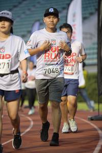 BIB: 7048, 748
                            <button type="button" onclick="openModal(6021271)" class="btn btn-primary btn-sm float-right btn-popup" data-toggle="modal" data-target=".modal-high-quality">
                        <i class="fas fa-shopping-cart"></i> Add to Cart
                    </button>
                                            <button type="button" onclick="isThisMe(6021271, true)" class="btn btn-success btn-sm float-right btn-popup btn-isme hidden" data-toggle="tooltip" data-placement="bottom" title="นี่คือรูปของคุณใช่ไหม คลิกที่นี่เพื่อเอาเข้าอัลบั้ม">
                        <i class="fas fa-plus"></i> Add to album
                    </button>
                    <button type="button" onclick="isThisMe(6021271, false)" class="btn btn-warning btn-sm float-right btn-popup btn-isnotme hidden">
                        <i class="fas fa-ban"></i> Remove from album
                    </button>