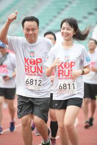 BIB: 6811, 2019, 6812
                            <button type="button" onclick="openModal(6052707)" class="btn btn-primary btn-sm float-right btn-popup" data-toggle="modal" data-target=".modal-high-quality">
                        <i class="fas fa-shopping-cart"></i> Add to Cart
                    </button>
                                            <button type="button" onclick="isThisMe(6052707, true)" class="btn btn-success btn-sm float-right btn-popup btn-isme hidden" data-toggle="tooltip" data-placement="bottom" title="นี่คือรูปของคุณใช่ไหม คลิกที่นี่เพื่อเอาเข้าอัลบั้ม">
                        <i class="fas fa-plus"></i> Add to album
                    </button>
                    <button type="button" onclick="isThisMe(6052707, false)" class="btn btn-warning btn-sm float-right btn-popup btn-isnotme hidden">
                        <i class="fas fa-ban"></i> Remove from album
                    </button>