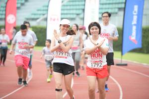 BIB: 1797, 209, 1792
                            <button type="button" onclick="openModal(6050273)" class="btn btn-primary btn-sm float-right btn-popup" data-toggle="modal" data-target=".modal-high-quality">
                        <i class="fas fa-shopping-cart"></i> Add to Cart
                    </button>
                                            <button type="button" onclick="isThisMe(6050273, true)" class="btn btn-success btn-sm float-right btn-popup btn-isme hidden" data-toggle="tooltip" data-placement="bottom" title="นี่คือรูปของคุณใช่ไหม คลิกที่นี่เพื่อเอาเข้าอัลบั้ม">
                        <i class="fas fa-plus"></i> Add to album
                    </button>
                    <button type="button" onclick="isThisMe(6050273, false)" class="btn btn-warning btn-sm float-right btn-popup btn-isnotme hidden">
                        <i class="fas fa-ban"></i> Remove from album
                    </button>