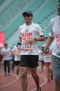 BIB: 2262
                            <button type="button" onclick="openModal(6027213)" class="btn btn-primary btn-sm float-right btn-popup" data-toggle="modal" data-target=".modal-high-quality">
                        <i class="fas fa-shopping-cart"></i> Add to Cart
                    </button>
                                            <button type="button" onclick="isThisMe(6027213, true)" class="btn btn-success btn-sm float-right btn-popup btn-isme hidden" data-toggle="tooltip" data-placement="bottom" title="นี่คือรูปของคุณใช่ไหม คลิกที่นี่เพื่อเอาเข้าอัลบั้ม">
                        <i class="fas fa-plus"></i> Add to album
                    </button>
                    <button type="button" onclick="isThisMe(6027213, false)" class="btn btn-warning btn-sm float-right btn-popup btn-isnotme hidden">
                        <i class="fas fa-ban"></i> Remove from album
                    </button>