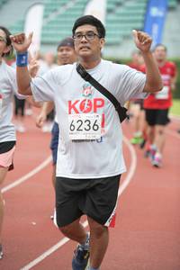 BIB: 6236
                            <button type="button" onclick="openModal(6043835)" class="btn btn-primary btn-sm float-right btn-popup" data-toggle="modal" data-target=".modal-high-quality">
                        <i class="fas fa-shopping-cart"></i> Add to Cart
                    </button>
                                            <button type="button" onclick="isThisMe(6043835, true)" class="btn btn-success btn-sm float-right btn-popup btn-isme hidden" data-toggle="tooltip" data-placement="bottom" title="นี่คือรูปของคุณใช่ไหม คลิกที่นี่เพื่อเอาเข้าอัลบั้ม">
                        <i class="fas fa-plus"></i> Add to album
                    </button>
                    <button type="button" onclick="isThisMe(6043835, false)" class="btn btn-warning btn-sm float-right btn-popup btn-isnotme hidden">
                        <i class="fas fa-ban"></i> Remove from album
                    </button>