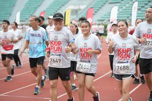 BIB: 073, 201, 2019, 7649, 7650, 7688, 
                            <button type="button" onclick="openModal(6043498)" class="btn btn-primary btn-sm float-right btn-popup" data-toggle="modal" data-target=".modal-high-quality">
                        <i class="fas fa-shopping-cart"></i> Add to Cart
                    </button>
                                            <button type="button" onclick="isThisMe(6043498, true)" class="btn btn-success btn-sm float-right btn-popup btn-isme hidden" data-toggle="tooltip" data-placement="bottom" title="นี่คือรูปของคุณใช่ไหม คลิกที่นี่เพื่อเอาเข้าอัลบั้ม">
                        <i class="fas fa-plus"></i> Add to album
                    </button>
                    <button type="button" onclick="isThisMe(6043498, false)" class="btn btn-warning btn-sm float-right btn-popup btn-isnotme hidden">
                        <i class="fas fa-ban"></i> Remove from album
                    </button>