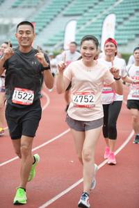 BIB: 1522, 4752
                            <button type="button" onclick="openModal(6042923)" class="btn btn-primary btn-sm float-right btn-popup" data-toggle="modal" data-target=".modal-high-quality">
                        <i class="fas fa-shopping-cart"></i> Add to Cart
                    </button>
                                            <button type="button" onclick="isThisMe(6042923, true)" class="btn btn-success btn-sm float-right btn-popup btn-isme hidden" data-toggle="tooltip" data-placement="bottom" title="นี่คือรูปของคุณใช่ไหม คลิกที่นี่เพื่อเอาเข้าอัลบั้ม">
                        <i class="fas fa-plus"></i> Add to album
                    </button>
                    <button type="button" onclick="isThisMe(6042923, false)" class="btn btn-warning btn-sm float-right btn-popup btn-isnotme hidden">
                        <i class="fas fa-ban"></i> Remove from album
                    </button>