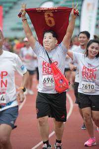 BIB: 696, 7610
                            <button type="button" onclick="openModal(6035198)" class="btn btn-primary btn-sm float-right btn-popup" data-toggle="modal" data-target=".modal-high-quality">
                        <i class="fas fa-shopping-cart"></i> Add to Cart
                    </button>
                                            <button type="button" onclick="isThisMe(6035198, true)" class="btn btn-success btn-sm float-right btn-popup btn-isme hidden" data-toggle="tooltip" data-placement="bottom" title="นี่คือรูปของคุณใช่ไหม คลิกที่นี่เพื่อเอาเข้าอัลบั้ม">
                        <i class="fas fa-plus"></i> Add to album
                    </button>
                    <button type="button" onclick="isThisMe(6035198, false)" class="btn btn-warning btn-sm float-right btn-popup btn-isnotme hidden">
                        <i class="fas fa-ban"></i> Remove from album
                    </button>