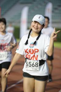 BIB: 0102, 6568
                            <button type="button" onclick="openModal(6009533)" class="btn btn-primary btn-sm float-right btn-popup" data-toggle="modal" data-target=".modal-high-quality">
                        <i class="fas fa-shopping-cart"></i> Add to Cart
                    </button>
                                            <button type="button" onclick="isThisMe(6009533, true)" class="btn btn-success btn-sm float-right btn-popup btn-isme hidden" data-toggle="tooltip" data-placement="bottom" title="นี่คือรูปของคุณใช่ไหม คลิกที่นี่เพื่อเอาเข้าอัลบั้ม">
                        <i class="fas fa-plus"></i> Add to album
                    </button>
                    <button type="button" onclick="isThisMe(6009533, false)" class="btn btn-warning btn-sm float-right btn-popup btn-isnotme hidden">
                        <i class="fas fa-ban"></i> Remove from album
                    </button>