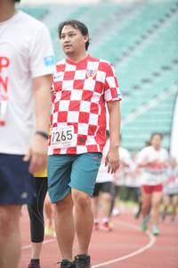 BIB: 17265
                            <button type="button" onclick="openModal(6057076)" class="btn btn-primary btn-sm float-right btn-popup" data-toggle="modal" data-target=".modal-high-quality">
                        <i class="fas fa-shopping-cart"></i> Add to Cart
                    </button>
                                            <button type="button" onclick="isThisMe(6057076, true)" class="btn btn-success btn-sm float-right btn-popup btn-isme hidden" data-toggle="tooltip" data-placement="bottom" title="นี่คือรูปของคุณใช่ไหม คลิกที่นี่เพื่อเอาเข้าอัลบั้ม">
                        <i class="fas fa-plus"></i> Add to album
                    </button>
                    <button type="button" onclick="isThisMe(6057076, false)" class="btn btn-warning btn-sm float-right btn-popup btn-isnotme hidden">
                        <i class="fas fa-ban"></i> Remove from album
                    </button>