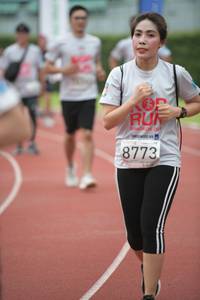 BIB: 8773
                            <button type="button" onclick="openModal(6040529)" class="btn btn-primary btn-sm float-right btn-popup" data-toggle="modal" data-target=".modal-high-quality">
                        <i class="fas fa-shopping-cart"></i> Add to Cart
                    </button>
                                            <button type="button" onclick="isThisMe(6040529, true)" class="btn btn-success btn-sm float-right btn-popup btn-isme hidden" data-toggle="tooltip" data-placement="bottom" title="นี่คือรูปของคุณใช่ไหม คลิกที่นี่เพื่อเอาเข้าอัลบั้ม">
                        <i class="fas fa-plus"></i> Add to album
                    </button>
                    <button type="button" onclick="isThisMe(6040529, false)" class="btn btn-warning btn-sm float-right btn-popup btn-isnotme hidden">
                        <i class="fas fa-ban"></i> Remove from album
                    </button>