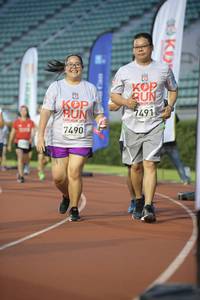 BIB: 200, 7491, 7490
                            <button type="button" onclick="openModal(6020613)" class="btn btn-primary btn-sm float-right btn-popup" data-toggle="modal" data-target=".modal-high-quality">
                        <i class="fas fa-shopping-cart"></i> Add to Cart
                    </button>
                                            <button type="button" onclick="isThisMe(6020613, true)" class="btn btn-success btn-sm float-right btn-popup btn-isme hidden" data-toggle="tooltip" data-placement="bottom" title="นี่คือรูปของคุณใช่ไหม คลิกที่นี่เพื่อเอาเข้าอัลบั้ม">
                        <i class="fas fa-plus"></i> Add to album
                    </button>
                    <button type="button" onclick="isThisMe(6020613, false)" class="btn btn-warning btn-sm float-right btn-popup btn-isnotme hidden">
                        <i class="fas fa-ban"></i> Remove from album
                    </button>