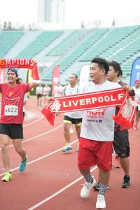 BIB: 6622, 2019
                            <button type="button" onclick="openModal(6050285)" class="btn btn-primary btn-sm float-right btn-popup" data-toggle="modal" data-target=".modal-high-quality">
                        <i class="fas fa-shopping-cart"></i> Add to Cart
                    </button>
                                            <button type="button" onclick="isThisMe(6050285, true)" class="btn btn-success btn-sm float-right btn-popup btn-isme hidden" data-toggle="tooltip" data-placement="bottom" title="นี่คือรูปของคุณใช่ไหม คลิกที่นี่เพื่อเอาเข้าอัลบั้ม">
                        <i class="fas fa-plus"></i> Add to album
                    </button>
                    <button type="button" onclick="isThisMe(6050285, false)" class="btn btn-warning btn-sm float-right btn-popup btn-isnotme hidden">
                        <i class="fas fa-ban"></i> Remove from album
                    </button>