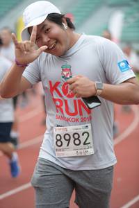 BIB: 201, 8982
                            <button type="button" onclick="openModal(6040907)" class="btn btn-primary btn-sm float-right btn-popup" data-toggle="modal" data-target=".modal-high-quality">
                        <i class="fas fa-shopping-cart"></i> Add to Cart
                    </button>
                                            <button type="button" onclick="isThisMe(6040907, true)" class="btn btn-success btn-sm float-right btn-popup btn-isme hidden" data-toggle="tooltip" data-placement="bottom" title="นี่คือรูปของคุณใช่ไหม คลิกที่นี่เพื่อเอาเข้าอัลบั้ม">
                        <i class="fas fa-plus"></i> Add to album
                    </button>
                    <button type="button" onclick="isThisMe(6040907, false)" class="btn btn-warning btn-sm float-right btn-popup btn-isnotme hidden">
                        <i class="fas fa-ban"></i> Remove from album
                    </button>