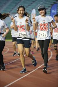 BIB: 6764, 2010, 6763
                            <button type="button" onclick="openModal(6022323)" class="btn btn-primary btn-sm float-right btn-popup" data-toggle="modal" data-target=".modal-high-quality">
                        <i class="fas fa-shopping-cart"></i> Add to Cart
                    </button>
                                            <button type="button" onclick="isThisMe(6022323, true)" class="btn btn-success btn-sm float-right btn-popup btn-isme hidden" data-toggle="tooltip" data-placement="bottom" title="นี่คือรูปของคุณใช่ไหม คลิกที่นี่เพื่อเอาเข้าอัลบั้ม">
                        <i class="fas fa-plus"></i> Add to album
                    </button>
                    <button type="button" onclick="isThisMe(6022323, false)" class="btn btn-warning btn-sm float-right btn-popup btn-isnotme hidden">
                        <i class="fas fa-ban"></i> Remove from album
                    </button>