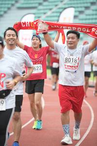 BIB: 8018, 622
                            <button type="button" onclick="openModal(6050126)" class="btn btn-primary btn-sm float-right btn-popup" data-toggle="modal" data-target=".modal-high-quality">
                        <i class="fas fa-shopping-cart"></i> Add to Cart
                    </button>
                                            <button type="button" onclick="isThisMe(6050126, true)" class="btn btn-success btn-sm float-right btn-popup btn-isme hidden" data-toggle="tooltip" data-placement="bottom" title="นี่คือรูปของคุณใช่ไหม คลิกที่นี่เพื่อเอาเข้าอัลบั้ม">
                        <i class="fas fa-plus"></i> Add to album
                    </button>
                    <button type="button" onclick="isThisMe(6050126, false)" class="btn btn-warning btn-sm float-right btn-popup btn-isnotme hidden">
                        <i class="fas fa-ban"></i> Remove from album
                    </button>