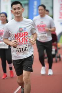 BIB: 056, 2019, 6700
                            <button type="button" onclick="openModal(6043039)" class="btn btn-primary btn-sm float-right btn-popup" data-toggle="modal" data-target=".modal-high-quality">
                        <i class="fas fa-shopping-cart"></i> Add to Cart
                    </button>
                                            <button type="button" onclick="isThisMe(6043039, true)" class="btn btn-success btn-sm float-right btn-popup btn-isme hidden" data-toggle="tooltip" data-placement="bottom" title="นี่คือรูปของคุณใช่ไหม คลิกที่นี่เพื่อเอาเข้าอัลบั้ม">
                        <i class="fas fa-plus"></i> Add to album
                    </button>
                    <button type="button" onclick="isThisMe(6043039, false)" class="btn btn-warning btn-sm float-right btn-popup btn-isnotme hidden">
                        <i class="fas fa-ban"></i> Remove from album
                    </button>