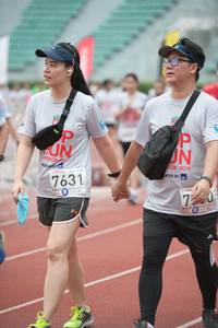 BIB: 2019, 7631
                            <button type="button" onclick="openModal(6040791)" class="btn btn-primary btn-sm float-right btn-popup" data-toggle="modal" data-target=".modal-high-quality">
                        <i class="fas fa-shopping-cart"></i> Add to Cart
                    </button>
                                            <button type="button" onclick="isThisMe(6040791, true)" class="btn btn-success btn-sm float-right btn-popup btn-isme hidden" data-toggle="tooltip" data-placement="bottom" title="นี่คือรูปของคุณใช่ไหม คลิกที่นี่เพื่อเอาเข้าอัลบั้ม">
                        <i class="fas fa-plus"></i> Add to album
                    </button>
                    <button type="button" onclick="isThisMe(6040791, false)" class="btn btn-warning btn-sm float-right btn-popup btn-isnotme hidden">
                        <i class="fas fa-ban"></i> Remove from album
                    </button>