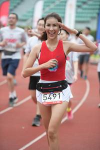 BIB: 5491, 
                            <button type="button" onclick="openModal(6037502)" class="btn btn-primary btn-sm float-right btn-popup" data-toggle="modal" data-target=".modal-high-quality">
                        <i class="fas fa-shopping-cart"></i> Add to Cart
                    </button>
                                            <button type="button" onclick="isThisMe(6037502, true)" class="btn btn-success btn-sm float-right btn-popup btn-isme hidden" data-toggle="tooltip" data-placement="bottom" title="นี่คือรูปของคุณใช่ไหม คลิกที่นี่เพื่อเอาเข้าอัลบั้ม">
                        <i class="fas fa-plus"></i> Add to album
                    </button>
                    <button type="button" onclick="isThisMe(6037502, false)" class="btn btn-warning btn-sm float-right btn-popup btn-isnotme hidden">
                        <i class="fas fa-ban"></i> Remove from album
                    </button>