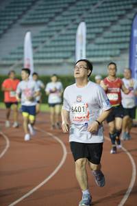 BIB: 6401
                            <button type="button" onclick="openModal(6003756)" class="btn btn-primary btn-sm float-right btn-popup" data-toggle="modal" data-target=".modal-high-quality">
                        <i class="fas fa-shopping-cart"></i> Add to Cart
                    </button>
                                            <button type="button" onclick="isThisMe(6003756, true)" class="btn btn-success btn-sm float-right btn-popup btn-isme hidden" data-toggle="tooltip" data-placement="bottom" title="นี่คือรูปของคุณใช่ไหม คลิกที่นี่เพื่อเอาเข้าอัลบั้ม">
                        <i class="fas fa-plus"></i> Add to album
                    </button>
                    <button type="button" onclick="isThisMe(6003756, false)" class="btn btn-warning btn-sm float-right btn-popup btn-isnotme hidden">
                        <i class="fas fa-ban"></i> Remove from album
                    </button>