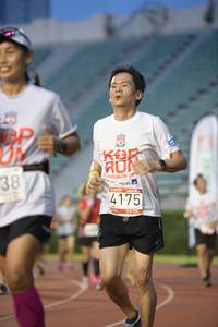 BIB: 4175
                            <button type="button" onclick="openModal(6018859)" class="btn btn-primary btn-sm float-right btn-popup" data-toggle="modal" data-target=".modal-high-quality">
                        <i class="fas fa-shopping-cart"></i> Add to Cart
                    </button>
                                            <button type="button" onclick="isThisMe(6018859, true)" class="btn btn-success btn-sm float-right btn-popup btn-isme hidden" data-toggle="tooltip" data-placement="bottom" title="นี่คือรูปของคุณใช่ไหม คลิกที่นี่เพื่อเอาเข้าอัลบั้ม">
                        <i class="fas fa-plus"></i> Add to album
                    </button>
                    <button type="button" onclick="isThisMe(6018859, false)" class="btn btn-warning btn-sm float-right btn-popup btn-isnotme hidden">
                        <i class="fas fa-ban"></i> Remove from album
                    </button>