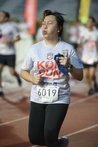 BIB: 2010, 6019
                            <button type="button" onclick="openModal(6005292)" class="btn btn-primary btn-sm float-right btn-popup" data-toggle="modal" data-target=".modal-high-quality">
                        <i class="fas fa-shopping-cart"></i> Add to Cart
                    </button>
                                            <button type="button" onclick="isThisMe(6005292, true)" class="btn btn-success btn-sm float-right btn-popup btn-isme hidden" data-toggle="tooltip" data-placement="bottom" title="นี่คือรูปของคุณใช่ไหม คลิกที่นี่เพื่อเอาเข้าอัลบั้ม">
                        <i class="fas fa-plus"></i> Add to album
                    </button>
                    <button type="button" onclick="isThisMe(6005292, false)" class="btn btn-warning btn-sm float-right btn-popup btn-isnotme hidden">
                        <i class="fas fa-ban"></i> Remove from album
                    </button>