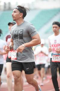 BIB: 2543, 236
                            <button type="button" onclick="openModal(6056092)" class="btn btn-primary btn-sm float-right btn-popup" data-toggle="modal" data-target=".modal-high-quality">
                        <i class="fas fa-shopping-cart"></i> Add to Cart
                    </button>
                                            <button type="button" onclick="isThisMe(6056092, true)" class="btn btn-success btn-sm float-right btn-popup btn-isme hidden" data-toggle="tooltip" data-placement="bottom" title="นี่คือรูปของคุณใช่ไหม คลิกที่นี่เพื่อเอาเข้าอัลบั้ม">
                        <i class="fas fa-plus"></i> Add to album
                    </button>
                    <button type="button" onclick="isThisMe(6056092, false)" class="btn btn-warning btn-sm float-right btn-popup btn-isnotme hidden">
                        <i class="fas fa-ban"></i> Remove from album
                    </button>