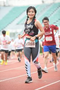 BIB: 1338, 7168
                            <button type="button" onclick="openModal(6057832)" class="btn btn-primary btn-sm float-right btn-popup" data-toggle="modal" data-target=".modal-high-quality">
                        <i class="fas fa-shopping-cart"></i> Add to Cart
                    </button>
                                            <button type="button" onclick="isThisMe(6057832, true)" class="btn btn-success btn-sm float-right btn-popup btn-isme hidden" data-toggle="tooltip" data-placement="bottom" title="นี่คือรูปของคุณใช่ไหม คลิกที่นี่เพื่อเอาเข้าอัลบั้ม">
                        <i class="fas fa-plus"></i> Add to album
                    </button>
                    <button type="button" onclick="isThisMe(6057832, false)" class="btn btn-warning btn-sm float-right btn-popup btn-isnotme hidden">
                        <i class="fas fa-ban"></i> Remove from album
                    </button>