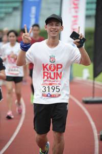 BIB: 201, 3195
                            <button type="button" onclick="openModal(6035696)" class="btn btn-primary btn-sm float-right btn-popup" data-toggle="modal" data-target=".modal-high-quality">
                        <i class="fas fa-shopping-cart"></i> Add to Cart
                    </button>
                                            <button type="button" onclick="isThisMe(6035696, true)" class="btn btn-success btn-sm float-right btn-popup btn-isme hidden" data-toggle="tooltip" data-placement="bottom" title="นี่คือรูปของคุณใช่ไหม คลิกที่นี่เพื่อเอาเข้าอัลบั้ม">
                        <i class="fas fa-plus"></i> Add to album
                    </button>
                    <button type="button" onclick="isThisMe(6035696, false)" class="btn btn-warning btn-sm float-right btn-popup btn-isnotme hidden">
                        <i class="fas fa-ban"></i> Remove from album
                    </button>