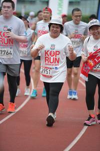 BIB: 7950, 201, 962, 7764, 2019, 3951
                            <button type="button" onclick="openModal(6033375)" class="btn btn-primary btn-sm float-right btn-popup" data-toggle="modal" data-target=".modal-high-quality">
                        <i class="fas fa-shopping-cart"></i> Add to Cart
                    </button>
                                            <button type="button" onclick="isThisMe(6033375, true)" class="btn btn-success btn-sm float-right btn-popup btn-isme hidden" data-toggle="tooltip" data-placement="bottom" title="นี่คือรูปของคุณใช่ไหม คลิกที่นี่เพื่อเอาเข้าอัลบั้ม">
                        <i class="fas fa-plus"></i> Add to album
                    </button>
                    <button type="button" onclick="isThisMe(6033375, false)" class="btn btn-warning btn-sm float-right btn-popup btn-isnotme hidden">
                        <i class="fas fa-ban"></i> Remove from album
                    </button>