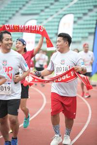 BIB: 8018, 2019, 019
                            <button type="button" onclick="openModal(6050131)" class="btn btn-primary btn-sm float-right btn-popup" data-toggle="modal" data-target=".modal-high-quality">
                        <i class="fas fa-shopping-cart"></i> Add to Cart
                    </button>
                                            <button type="button" onclick="isThisMe(6050131, true)" class="btn btn-success btn-sm float-right btn-popup btn-isme hidden" data-toggle="tooltip" data-placement="bottom" title="นี่คือรูปของคุณใช่ไหม คลิกที่นี่เพื่อเอาเข้าอัลบั้ม">
                        <i class="fas fa-plus"></i> Add to album
                    </button>
                    <button type="button" onclick="isThisMe(6050131, false)" class="btn btn-warning btn-sm float-right btn-popup btn-isnotme hidden">
                        <i class="fas fa-ban"></i> Remove from album
                    </button>