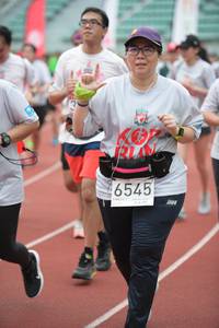 BIB: 6545
                            <button type="button" onclick="openModal(6040933)" class="btn btn-primary btn-sm float-right btn-popup" data-toggle="modal" data-target=".modal-high-quality">
                        <i class="fas fa-shopping-cart"></i> Add to Cart
                    </button>
                                            <button type="button" onclick="isThisMe(6040933, true)" class="btn btn-success btn-sm float-right btn-popup btn-isme hidden" data-toggle="tooltip" data-placement="bottom" title="นี่คือรูปของคุณใช่ไหม คลิกที่นี่เพื่อเอาเข้าอัลบั้ม">
                        <i class="fas fa-plus"></i> Add to album
                    </button>
                    <button type="button" onclick="isThisMe(6040933, false)" class="btn btn-warning btn-sm float-right btn-popup btn-isnotme hidden">
                        <i class="fas fa-ban"></i> Remove from album
                    </button>