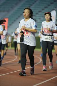 BIB: 2015, 6469
                            <button type="button" onclick="openModal(6014988)" class="btn btn-primary btn-sm float-right btn-popup" data-toggle="modal" data-target=".modal-high-quality">
                        <i class="fas fa-shopping-cart"></i> Add to Cart
                    </button>
                                            <button type="button" onclick="isThisMe(6014988, true)" class="btn btn-success btn-sm float-right btn-popup btn-isme hidden" data-toggle="tooltip" data-placement="bottom" title="นี่คือรูปของคุณใช่ไหม คลิกที่นี่เพื่อเอาเข้าอัลบั้ม">
                        <i class="fas fa-plus"></i> Add to album
                    </button>
                    <button type="button" onclick="isThisMe(6014988, false)" class="btn btn-warning btn-sm float-right btn-popup btn-isnotme hidden">
                        <i class="fas fa-ban"></i> Remove from album
                    </button>