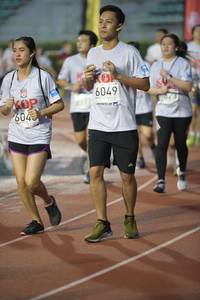 BIB: 6049, 604
                            <button type="button" onclick="openModal(6011257)" class="btn btn-primary btn-sm float-right btn-popup" data-toggle="modal" data-target=".modal-high-quality">
                        <i class="fas fa-shopping-cart"></i> Add to Cart
                    </button>
                                            <button type="button" onclick="isThisMe(6011257, true)" class="btn btn-success btn-sm float-right btn-popup btn-isme hidden" data-toggle="tooltip" data-placement="bottom" title="นี่คือรูปของคุณใช่ไหม คลิกที่นี่เพื่อเอาเข้าอัลบั้ม">
                        <i class="fas fa-plus"></i> Add to album
                    </button>
                    <button type="button" onclick="isThisMe(6011257, false)" class="btn btn-warning btn-sm float-right btn-popup btn-isnotme hidden">
                        <i class="fas fa-ban"></i> Remove from album
                    </button>