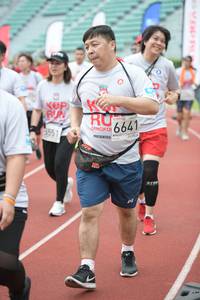 BIB: 6641, 3551
                            <button type="button" onclick="openModal(6045087)" class="btn btn-primary btn-sm float-right btn-popup" data-toggle="modal" data-target=".modal-high-quality">
                        <i class="fas fa-shopping-cart"></i> Add to Cart
                    </button>
                                            <button type="button" onclick="isThisMe(6045087, true)" class="btn btn-success btn-sm float-right btn-popup btn-isme hidden" data-toggle="tooltip" data-placement="bottom" title="นี่คือรูปของคุณใช่ไหม คลิกที่นี่เพื่อเอาเข้าอัลบั้ม">
                        <i class="fas fa-plus"></i> Add to album
                    </button>
                    <button type="button" onclick="isThisMe(6045087, false)" class="btn btn-warning btn-sm float-right btn-popup btn-isnotme hidden">
                        <i class="fas fa-ban"></i> Remove from album
                    </button>