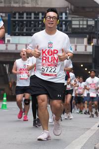 BIB: 5722, 201, 2122
                            <button type="button" onclick="openModal(5927777)" class="btn btn-primary btn-sm float-right btn-popup" data-toggle="modal" data-target=".modal-high-quality">
                        <i class="fas fa-shopping-cart"></i> Add to Cart
                    </button>
                                            <button type="button" onclick="isThisMe(5927777, true)" class="btn btn-success btn-sm float-right btn-popup btn-isme hidden" data-toggle="tooltip" data-placement="bottom" title="นี่คือรูปของคุณใช่ไหม คลิกที่นี่เพื่อเอาเข้าอัลบั้ม">
                        <i class="fas fa-plus"></i> Add to album
                    </button>
                    <button type="button" onclick="isThisMe(5927777, false)" class="btn btn-warning btn-sm float-right btn-popup btn-isnotme hidden">
                        <i class="fas fa-ban"></i> Remove from album
                    </button>