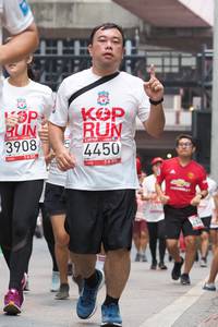 BIB: 4450, 3908
                            <button type="button" onclick="openModal(5927428)" class="btn btn-primary btn-sm float-right btn-popup" data-toggle="modal" data-target=".modal-high-quality">
                        <i class="fas fa-shopping-cart"></i> Add to Cart
                    </button>
                                            <button type="button" onclick="isThisMe(5927428, true)" class="btn btn-success btn-sm float-right btn-popup btn-isme hidden" data-toggle="tooltip" data-placement="bottom" title="นี่คือรูปของคุณใช่ไหม คลิกที่นี่เพื่อเอาเข้าอัลบั้ม">
                        <i class="fas fa-plus"></i> Add to album
                    </button>
                    <button type="button" onclick="isThisMe(5927428, false)" class="btn btn-warning btn-sm float-right btn-popup btn-isnotme hidden">
                        <i class="fas fa-ban"></i> Remove from album
                    </button>