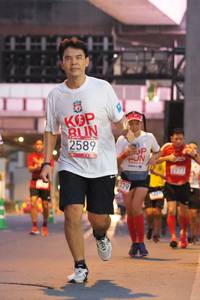 BIB: 2589, 739
                            <button type="button" onclick="openModal(5910668)" class="btn btn-primary btn-sm float-right btn-popup" data-toggle="modal" data-target=".modal-high-quality">
                        <i class="fas fa-shopping-cart"></i> Add to Cart
                    </button>
                                            <button type="button" onclick="isThisMe(5910668, true)" class="btn btn-success btn-sm float-right btn-popup btn-isme hidden" data-toggle="tooltip" data-placement="bottom" title="นี่คือรูปของคุณใช่ไหม คลิกที่นี่เพื่อเอาเข้าอัลบั้ม">
                        <i class="fas fa-plus"></i> Add to album
                    </button>
                    <button type="button" onclick="isThisMe(5910668, false)" class="btn btn-warning btn-sm float-right btn-popup btn-isnotme hidden">
                        <i class="fas fa-ban"></i> Remove from album
                    </button>