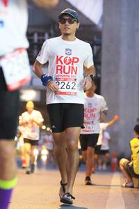 BIB: 201, 2262, 9749
                            <button type="button" onclick="openModal(5911836)" class="btn btn-primary btn-sm float-right btn-popup" data-toggle="modal" data-target=".modal-high-quality">
                        <i class="fas fa-shopping-cart"></i> Add to Cart
                    </button>
                                            <button type="button" onclick="isThisMe(5911836, true)" class="btn btn-success btn-sm float-right btn-popup btn-isme hidden" data-toggle="tooltip" data-placement="bottom" title="นี่คือรูปของคุณใช่ไหม คลิกที่นี่เพื่อเอาเข้าอัลบั้ม">
                        <i class="fas fa-plus"></i> Add to album
                    </button>
                    <button type="button" onclick="isThisMe(5911836, false)" class="btn btn-warning btn-sm float-right btn-popup btn-isnotme hidden">
                        <i class="fas fa-ban"></i> Remove from album
                    </button>