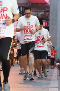 BIB: 2850, 4040
                            <button type="button" onclick="openModal(5914803)" class="btn btn-primary btn-sm float-right btn-popup" data-toggle="modal" data-target=".modal-high-quality">
                        <i class="fas fa-shopping-cart"></i> Add to Cart
                    </button>
                                            <button type="button" onclick="isThisMe(5914803, true)" class="btn btn-success btn-sm float-right btn-popup btn-isme hidden" data-toggle="tooltip" data-placement="bottom" title="นี่คือรูปของคุณใช่ไหม คลิกที่นี่เพื่อเอาเข้าอัลบั้ม">
                        <i class="fas fa-plus"></i> Add to album
                    </button>
                    <button type="button" onclick="isThisMe(5914803, false)" class="btn btn-warning btn-sm float-right btn-popup btn-isnotme hidden">
                        <i class="fas fa-ban"></i> Remove from album
                    </button>