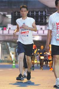 BIB: 3689, 201
                            <button type="button" onclick="openModal(5912110)" class="btn btn-primary btn-sm float-right btn-popup" data-toggle="modal" data-target=".modal-high-quality">
                        <i class="fas fa-shopping-cart"></i> Add to Cart
                    </button>
                                            <button type="button" onclick="isThisMe(5912110, true)" class="btn btn-success btn-sm float-right btn-popup btn-isme hidden" data-toggle="tooltip" data-placement="bottom" title="นี่คือรูปของคุณใช่ไหม คลิกที่นี่เพื่อเอาเข้าอัลบั้ม">
                        <i class="fas fa-plus"></i> Add to album
                    </button>
                    <button type="button" onclick="isThisMe(5912110, false)" class="btn btn-warning btn-sm float-right btn-popup btn-isnotme hidden">
                        <i class="fas fa-ban"></i> Remove from album
                    </button>