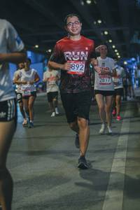 BIB: 892, 2817
                            <button type="button" onclick="openModal(5942594)" class="btn btn-primary btn-sm float-right btn-popup" data-toggle="modal" data-target=".modal-high-quality">
                        <i class="fas fa-shopping-cart"></i> Add to Cart
                    </button>
                                            <button type="button" onclick="isThisMe(5942594, true)" class="btn btn-success btn-sm float-right btn-popup btn-isme hidden" data-toggle="tooltip" data-placement="bottom" title="นี่คือรูปของคุณใช่ไหม คลิกที่นี่เพื่อเอาเข้าอัลบั้ม">
                        <i class="fas fa-plus"></i> Add to album
                    </button>
                    <button type="button" onclick="isThisMe(5942594, false)" class="btn btn-warning btn-sm float-right btn-popup btn-isnotme hidden">
                        <i class="fas fa-ban"></i> Remove from album
                    </button>