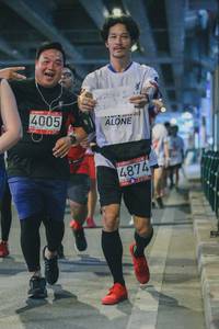 BIB: 4005, 202, 4874
                            <button type="button" onclick="openModal(5944827)" class="btn btn-primary btn-sm float-right btn-popup" data-toggle="modal" data-target=".modal-high-quality">
                        <i class="fas fa-shopping-cart"></i> Add to Cart
                    </button>
                                            <button type="button" onclick="isThisMe(5944827, true)" class="btn btn-success btn-sm float-right btn-popup btn-isme hidden" data-toggle="tooltip" data-placement="bottom" title="นี่คือรูปของคุณใช่ไหม คลิกที่นี่เพื่อเอาเข้าอัลบั้ม">
                        <i class="fas fa-plus"></i> Add to album
                    </button>
                    <button type="button" onclick="isThisMe(5944827, false)" class="btn btn-warning btn-sm float-right btn-popup btn-isnotme hidden">
                        <i class="fas fa-ban"></i> Remove from album
                    </button>