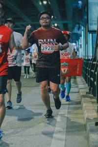 BIB: 3928, 
                            <button type="button" onclick="openModal(5943438)" class="btn btn-primary btn-sm float-right btn-popup" data-toggle="modal" data-target=".modal-high-quality">
                        <i class="fas fa-shopping-cart"></i> Add to Cart
                    </button>
                                            <button type="button" onclick="isThisMe(5943438, true)" class="btn btn-success btn-sm float-right btn-popup btn-isme hidden" data-toggle="tooltip" data-placement="bottom" title="นี่คือรูปของคุณใช่ไหม คลิกที่นี่เพื่อเอาเข้าอัลบั้ม">
                        <i class="fas fa-plus"></i> Add to album
                    </button>
                    <button type="button" onclick="isThisMe(5943438, false)" class="btn btn-warning btn-sm float-right btn-popup btn-isnotme hidden">
                        <i class="fas fa-ban"></i> Remove from album
                    </button>