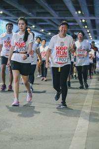 BIB: 1352, 1902, 450, 3930
                            <button type="button" onclick="openModal(5944657)" class="btn btn-primary btn-sm float-right btn-popup" data-toggle="modal" data-target=".modal-high-quality">
                        <i class="fas fa-shopping-cart"></i> Add to Cart
                    </button>
                                            <button type="button" onclick="isThisMe(5944657, true)" class="btn btn-success btn-sm float-right btn-popup btn-isme hidden" data-toggle="tooltip" data-placement="bottom" title="นี่คือรูปของคุณใช่ไหม คลิกที่นี่เพื่อเอาเข้าอัลบั้ม">
                        <i class="fas fa-plus"></i> Add to album
                    </button>
                    <button type="button" onclick="isThisMe(5944657, false)" class="btn btn-warning btn-sm float-right btn-popup btn-isnotme hidden">
                        <i class="fas fa-ban"></i> Remove from album
                    </button>