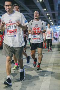 BIB: 2916, 5675, 201
                            <button type="button" onclick="openModal(5944191)" class="btn btn-primary btn-sm float-right btn-popup" data-toggle="modal" data-target=".modal-high-quality">
                        <i class="fas fa-shopping-cart"></i> Add to Cart
                    </button>
                                            <button type="button" onclick="isThisMe(5944191, true)" class="btn btn-success btn-sm float-right btn-popup btn-isme hidden" data-toggle="tooltip" data-placement="bottom" title="นี่คือรูปของคุณใช่ไหม คลิกที่นี่เพื่อเอาเข้าอัลบั้ม">
                        <i class="fas fa-plus"></i> Add to album
                    </button>
                    <button type="button" onclick="isThisMe(5944191, false)" class="btn btn-warning btn-sm float-right btn-popup btn-isnotme hidden">
                        <i class="fas fa-ban"></i> Remove from album
                    </button>