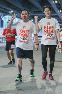 BIB: 3908, 2458, 262
                            <button type="button" onclick="openModal(5944203)" class="btn btn-primary btn-sm float-right btn-popup" data-toggle="modal" data-target=".modal-high-quality">
                        <i class="fas fa-shopping-cart"></i> Add to Cart
                    </button>
                                            <button type="button" onclick="isThisMe(5944203, true)" class="btn btn-success btn-sm float-right btn-popup btn-isme hidden" data-toggle="tooltip" data-placement="bottom" title="นี่คือรูปของคุณใช่ไหม คลิกที่นี่เพื่อเอาเข้าอัลบั้ม">
                        <i class="fas fa-plus"></i> Add to album
                    </button>
                    <button type="button" onclick="isThisMe(5944203, false)" class="btn btn-warning btn-sm float-right btn-popup btn-isnotme hidden">
                        <i class="fas fa-ban"></i> Remove from album
                    </button>