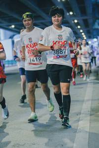 BIB: 3887, 1419
                            <button type="button" onclick="openModal(5943520)" class="btn btn-primary btn-sm float-right btn-popup" data-toggle="modal" data-target=".modal-high-quality">
                        <i class="fas fa-shopping-cart"></i> Add to Cart
                    </button>
                                            <button type="button" onclick="isThisMe(5943520, true)" class="btn btn-success btn-sm float-right btn-popup btn-isme hidden" data-toggle="tooltip" data-placement="bottom" title="นี่คือรูปของคุณใช่ไหม คลิกที่นี่เพื่อเอาเข้าอัลบั้ม">
                        <i class="fas fa-plus"></i> Add to album
                    </button>
                    <button type="button" onclick="isThisMe(5943520, false)" class="btn btn-warning btn-sm float-right btn-popup btn-isnotme hidden">
                        <i class="fas fa-ban"></i> Remove from album
                    </button>